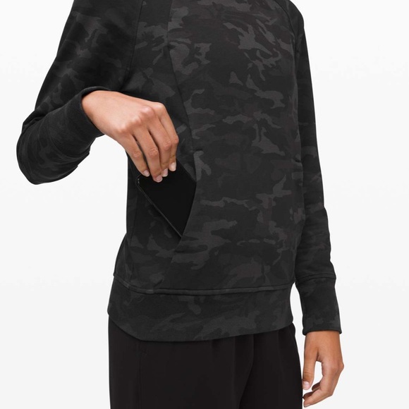 Lululemon Scuba Crew sweatshirt - Picture 4 of 15